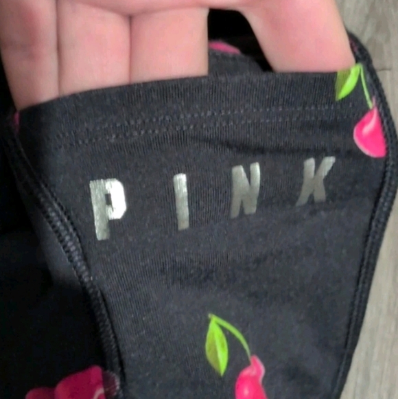 VS Pink Ultimate Leggings Cherry Print / Black Sz L Victoria Secret Gym Leggings - Picture 3 of 4
